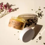 baume contour des yeux hello 197467.jpg
